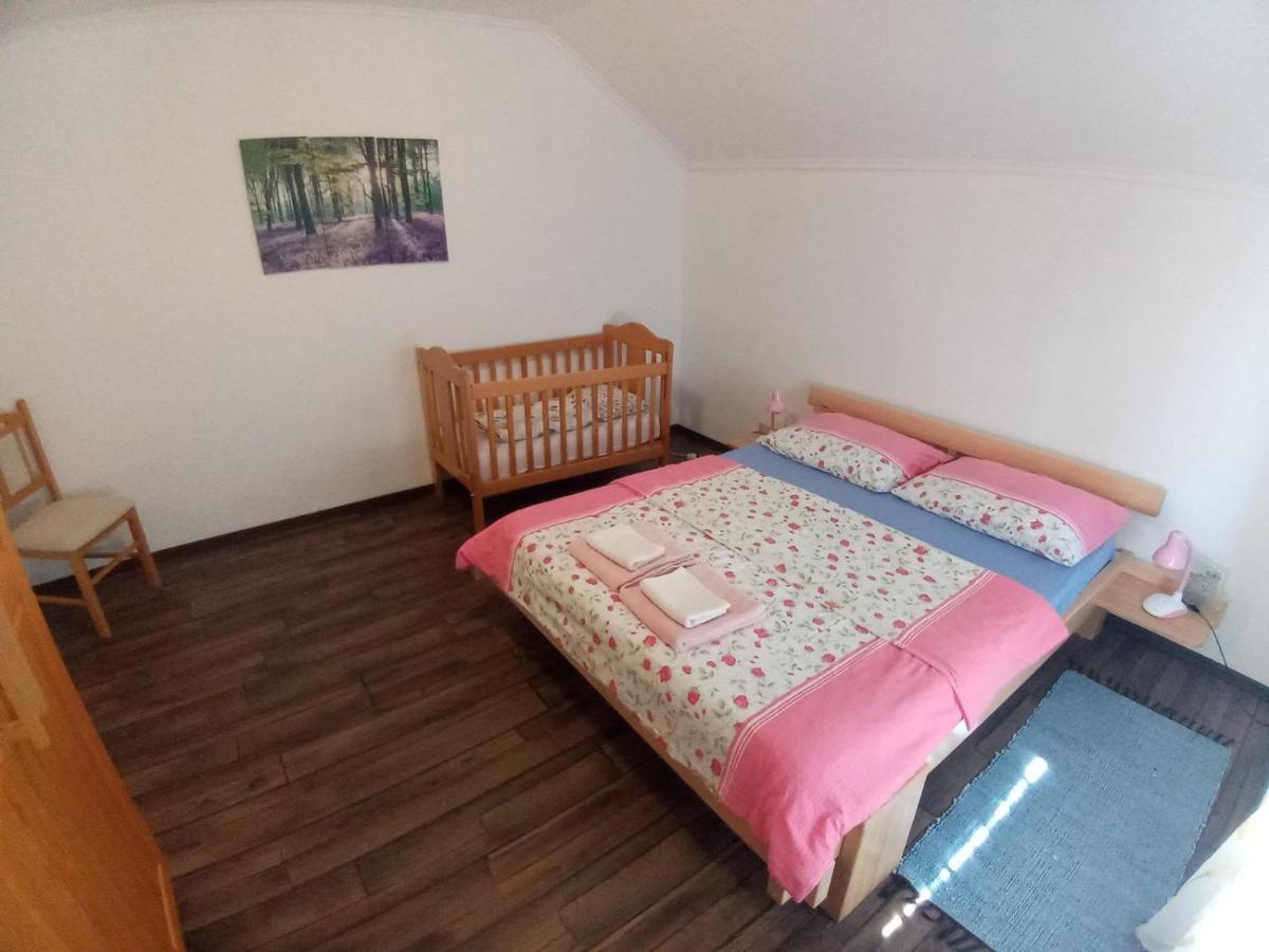 Apartment Gradina Korenica Luaran gambar