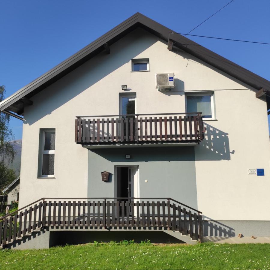 Apartment Gradina Korenica Luaran gambar