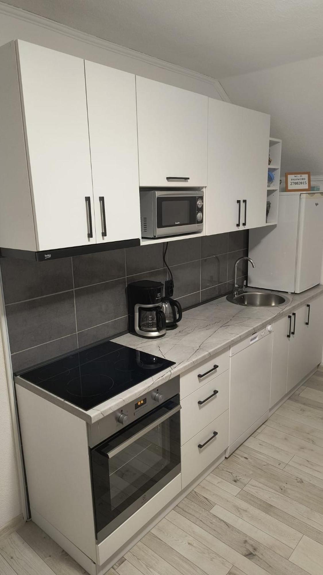 Apartment Gradina Korenica Luaran gambar
