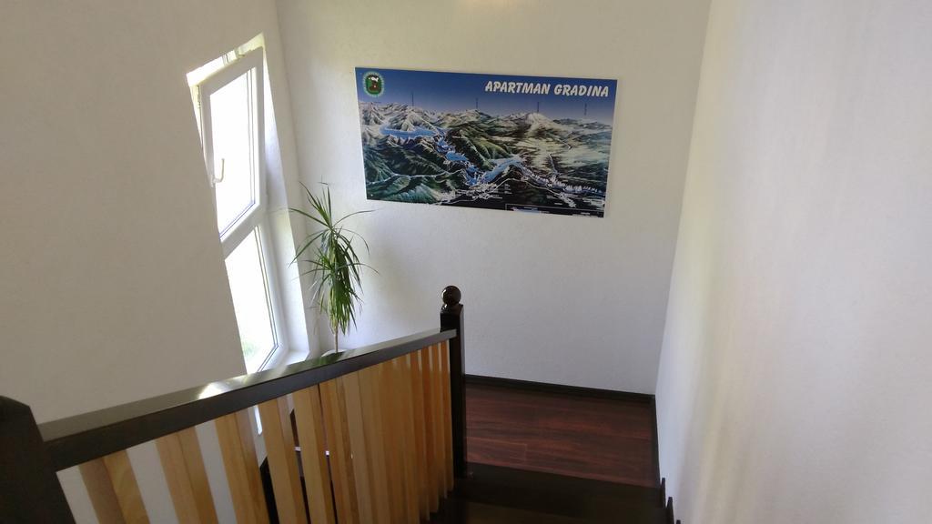 Apartment Gradina Korenica Luaran gambar